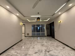 1 KANAL LOWER LOCK UPPER PORTION FOR RENT IN DHA PHASE 7 LAHORE
