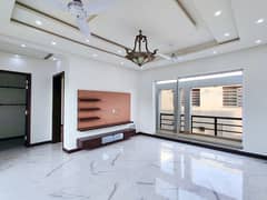 1 Kanal Upper Portion For Rent In Phase 6
