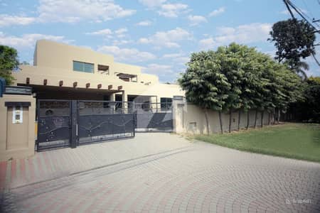 2 Kanal Beautiful House With Basement For Rent Phase 3 DHA