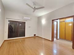 1 Kanal Upper Portion For Rent In Phase 3