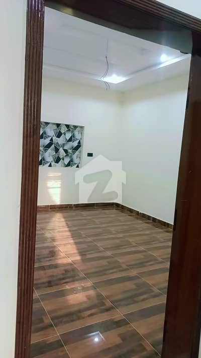 A Prime Location House Of 3 Marla In Bosan Road
