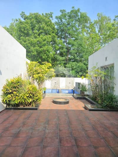 12 Kanal Luxury Executive Farmhouse for Sale Prime Location, Thethar (Bedian Road)