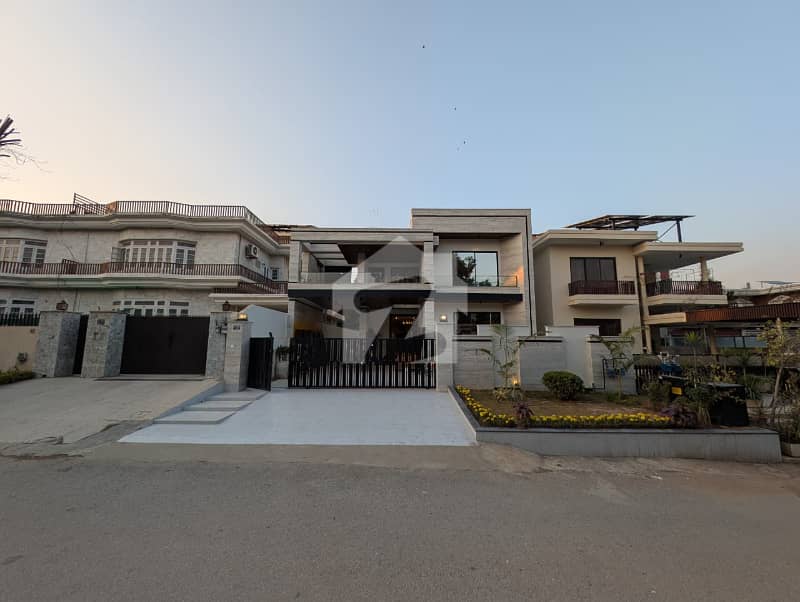 Beautiful Fully Furnished Renovated House Is For Sale In F-10 Beautiful Fully Furnished Renovated House Is For Sale In F-10