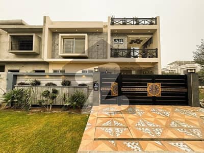 10 Marla Luxury Triple Storey House For Sale In Buch Executive Villa