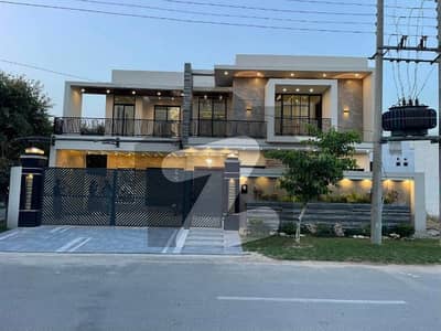 10 Marla Ultra Luxurious Designer House For Sale In Buch Executive Villas Multan