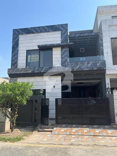 5 Marla House Available In Jubilee Town For Sale