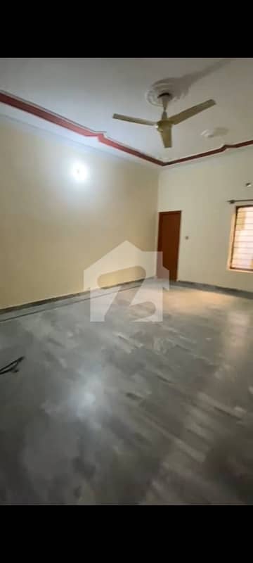in madina town 3.50 marla House 4bedroom sale dimnd 110 lac