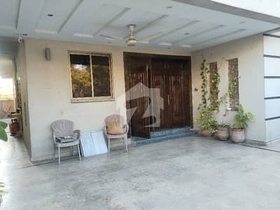 10 Marla House In Only Rs. 35000000 10 Marla House In Only Rs. 35000000