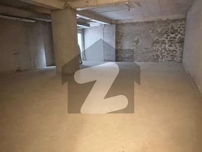 پائن ایونیو لاہور میں 5 مرلہ Studio دفتر 3.76 کروڑ میں برائے فروخت۔