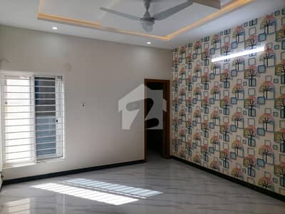 10 Marla Upper Portion In Stunning Media Town Is Available For Rent