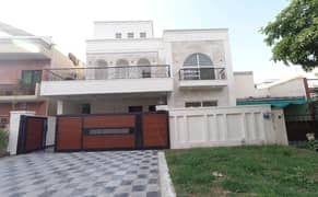 Prime Location Sale The Ideally Located House For An Incredible Price Of Pkr Rs. 175000000