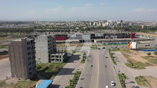 بحریہ پیراڈائز بحریہ ٹاؤن راولپنڈی,راولپنڈی میں 7 مرلہ کمرشل پلاٹ 3.5 کروڑ میں برائے فروخت۔