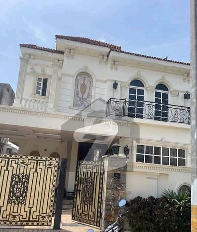 Beautiful Slightly Used Lavish House