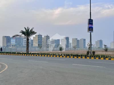 Looking For A Prime Location Commercial Plot In Lahore for sale