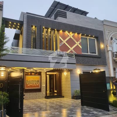 10 Marla House for Rent in Gulbhar Block, Bahria Town Lahore