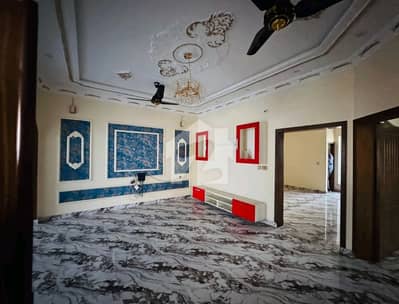 Prime Location House Sized 10 Marla Available In Wapda Town