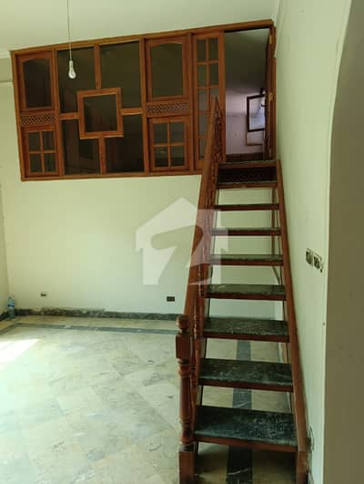 10 Marla Commercial Use House For Rent _ Near to Mian boulevard Gulberg Ideal For Software House IT Setup .