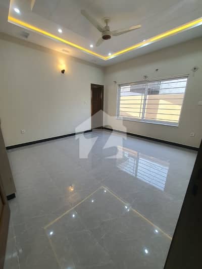 Brand New 10 Marla Upper Portion For Rent