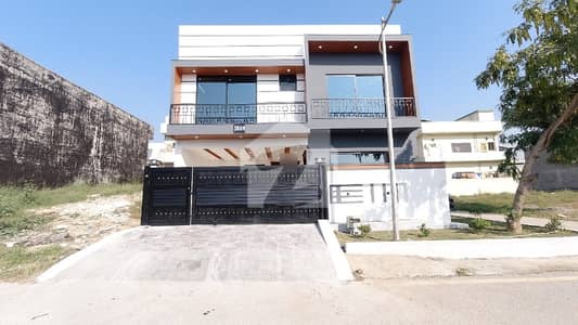 ایم پی سی ایچ ایس - بلاک سی ایم پی سی ایچ ایس ۔ ملٹی گارڈنز,بی ۔ 17,اسلام آباد میں 5 کمروں کا 8 مرلہ مکان 4.5 کروڑ میں برائے فروخت۔ ایم پی سی ایچ ایس - بلاک سی ایم پی سی ایچ ایس ۔ ملٹی گارڈنز,بی ۔ 17,اسلام آباد میں 5 کمروں کا 8 مرلہ مکان 4.5 کروڑ میں برائے فروخت۔