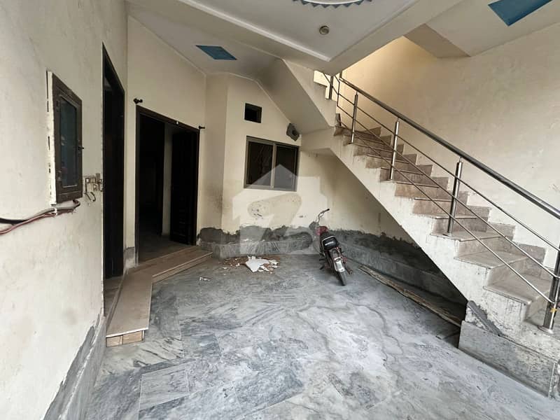 5 Marla Old House Available For Rent 5 Marla Old House Available For Rent