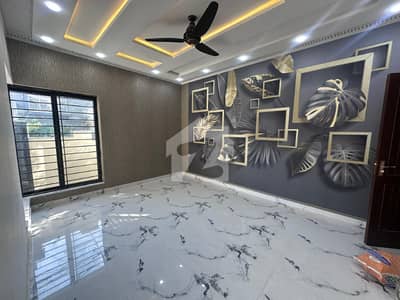 7.25 Marla Beautiful House For Sale