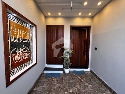 10 MARLA GROUND FLOOR AVAILABLE FOR RENT
