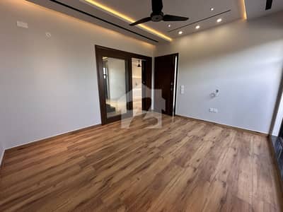 7 Marla Beautiful House Available For Sale In Devine Enclave
