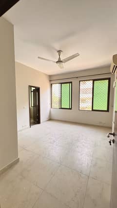Luxury 3-Bed Apartment For Rent In Park Avenue, F-11 Markaz | 2700 Sq Ft | Prime Location Luxury 3-Bed Apartment For Rent In Park Avenue, F-11 Markaz | 2700 Sq Ft | Prime Location