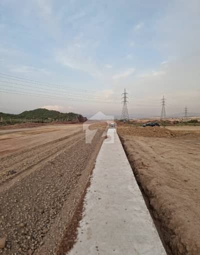 A Great Opportunity To Own A 5 Marla Residential Plot In A Prime Location Of Margalla Enclave