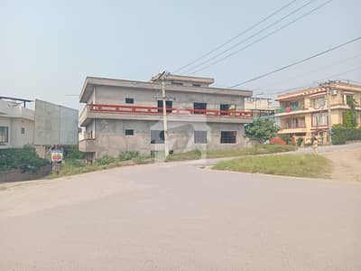 Corner Triple Storey Structure House For Sale Corner Triple Storey Structure House For Sale