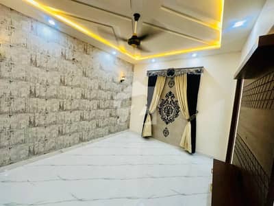 Prime Location Canal View Housing Scheme Upper Portion Sized 10 Marla Prime Location Canal View Housing Scheme Upper Portion Sized 10 Marla