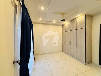 Prime Location 5 Marla House Up For Rent In Canal View Housing Scheme