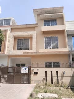 Beautiful House For Rent