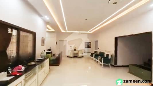 HOUSE AVAILABLE FOR SALE