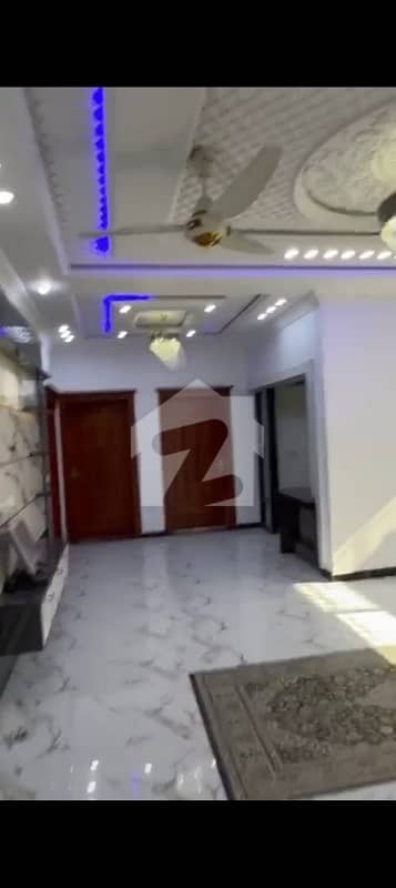 ٹاپ سٹی 1 اسلام آباد میں 5 کمروں کا 1 کنال مکان 7.45 کروڑ میں برائے فروخت۔ ٹاپ سٹی 1 اسلام آباد میں 5 کمروں کا 1 کنال مکان 7.45 کروڑ میں برائے فروخت۔