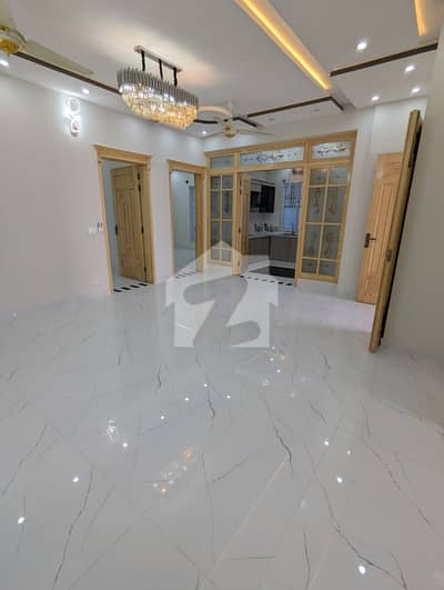 ٹاپ سٹی 1 اسلام آباد میں 5 کمروں کا 10 مرلہ مکان 4.65 کروڑ میں برائے فروخت۔ ٹاپ سٹی 1 اسلام آباد میں 5 کمروں کا 10 مرلہ مکان 4.65 کروڑ میں برائے فروخت۔