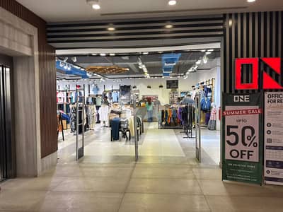 Shop Running On High Rent 80,000 THOUSAND Per Month Incoming