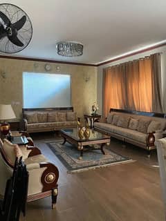 ڈی ایچ اے فیز 4 ڈیفنس (ڈی ایچ اے),لاہور میں 5 کمروں کا 1 کنال مکان 10.0 کروڑ میں برائے فروخت۔