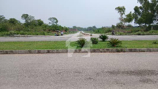 Size 50*90 Main Blueward Plot For Sale Size 50*90 Main Blueward Plot For Sale