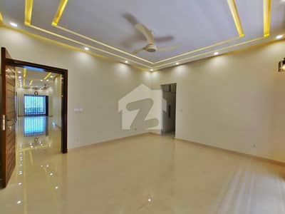 ڈی ایچ اے ڈیفینس فیز 2 ڈی ایچ اے ڈیفینس,اسلام آباد میں 1 کنال بالائی پورشن 1.2 لاکھ میں کرایہ پر دستیاب ہے۔ ڈی ایچ اے ڈیفینس فیز 2 ڈی ایچ اے ڈیفینس,اسلام آباد میں 1 کنال بالائی پورشن 1.2 لاکھ میں کرایہ پر دستیاب ہے۔