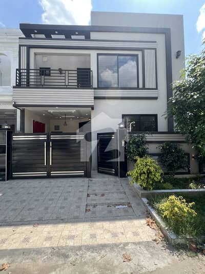 City Housing Sialkot (5 Marla) Brand New House Available For Sale