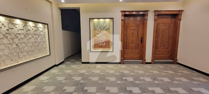 10 Marla Brand New House For Rent