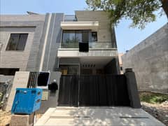5 Marla Brand New Simi Furnished House Available For Sale In Lake City