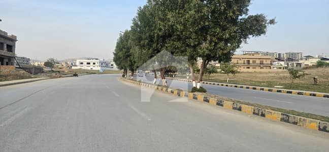 10 Marla Plot for Sale Block B1, Multi Gardens B-17 Islamabad