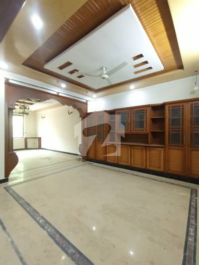 12 Marla Well Maintained House For Sale In Pwd Housing Society Islamabad.