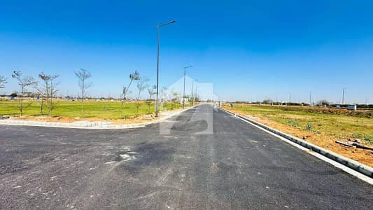 Prime Location 1 Kanal Plot For Sale Block G B-17 Islamabad