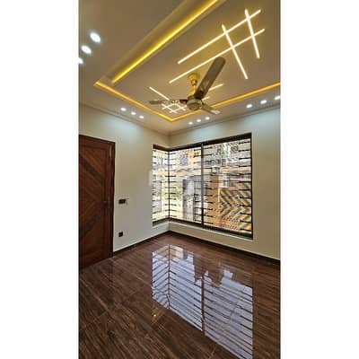 Price Negotiable - 10 Marla Ultra Modern Design House Available For Sale At The Hottest Location of Central Park housing Scheme Lahore