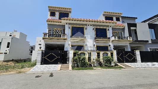 10Marla Ultra Modern Design House Available For Sale At The Hottest Location of Central Park Lahore