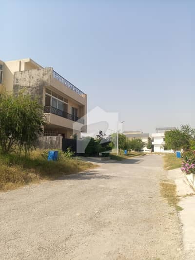 Prime Location 7 Marla Plot For Sale Block E B-17 Islamabad