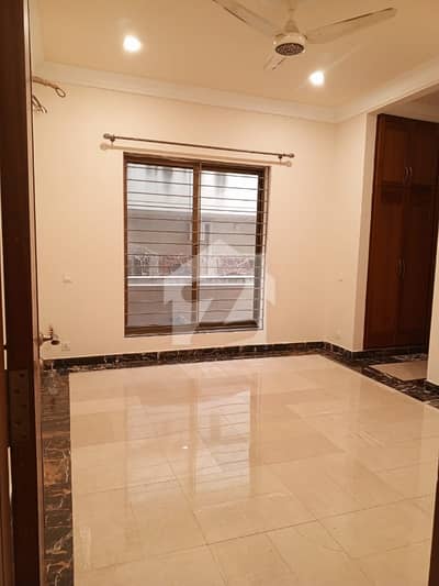 F11 New Ground +Basement 4 Bedrooms 3 Bath Drawing Dining Tvl Servant Separate Gate Tlie Flooring 4 Car Parking,